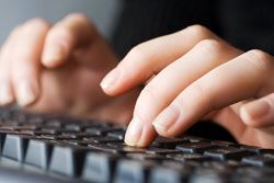 female_hands_typing__4406207